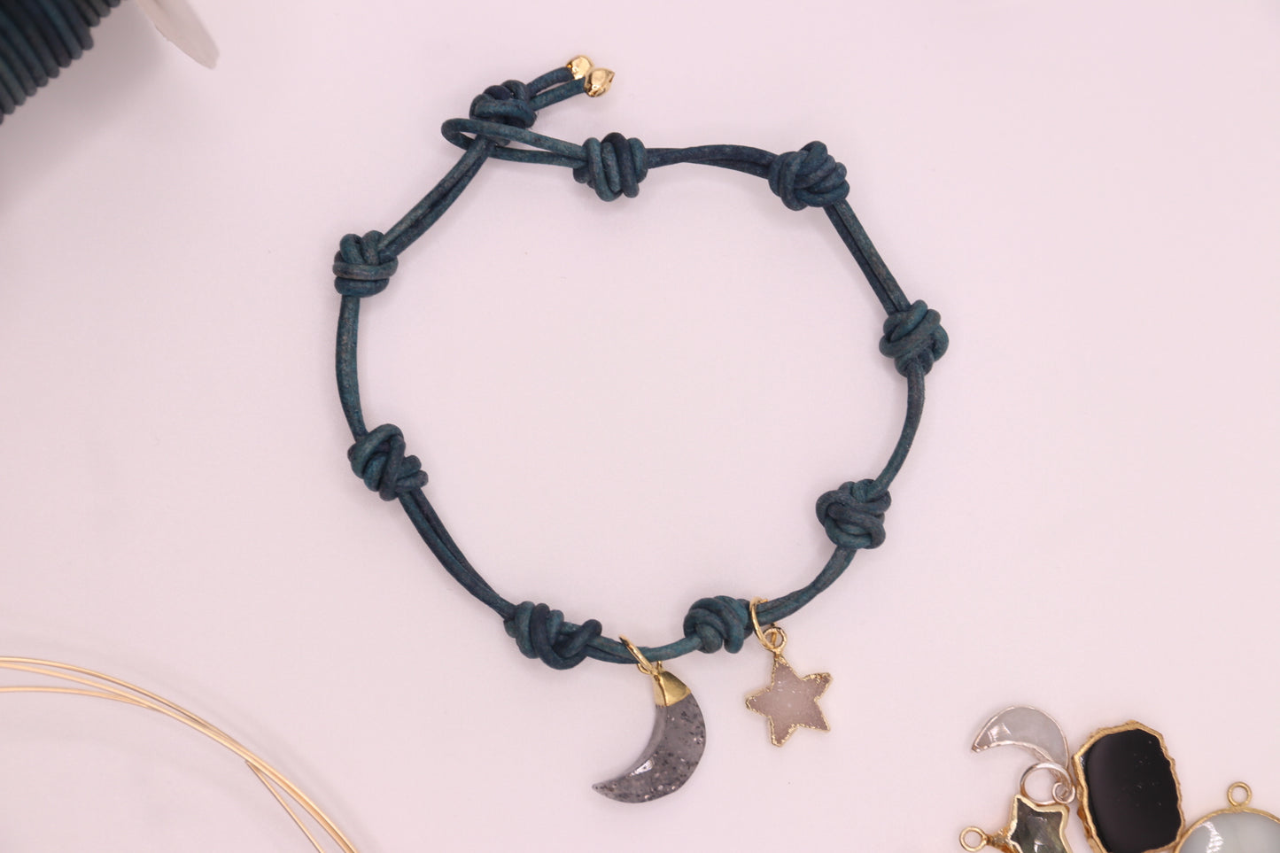 Lunè | Bracelet | 18k Gold Plated Sterling Silver, Blue Leather.