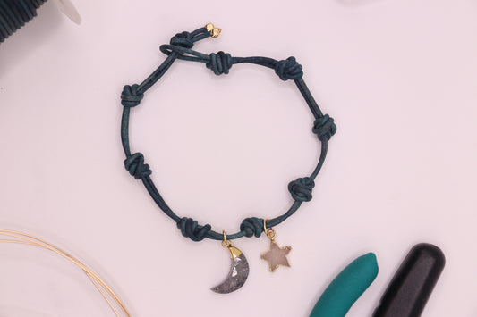 Lunè | Bracelet | 18k Gold Plated Sterling Silver, Blue Leather.